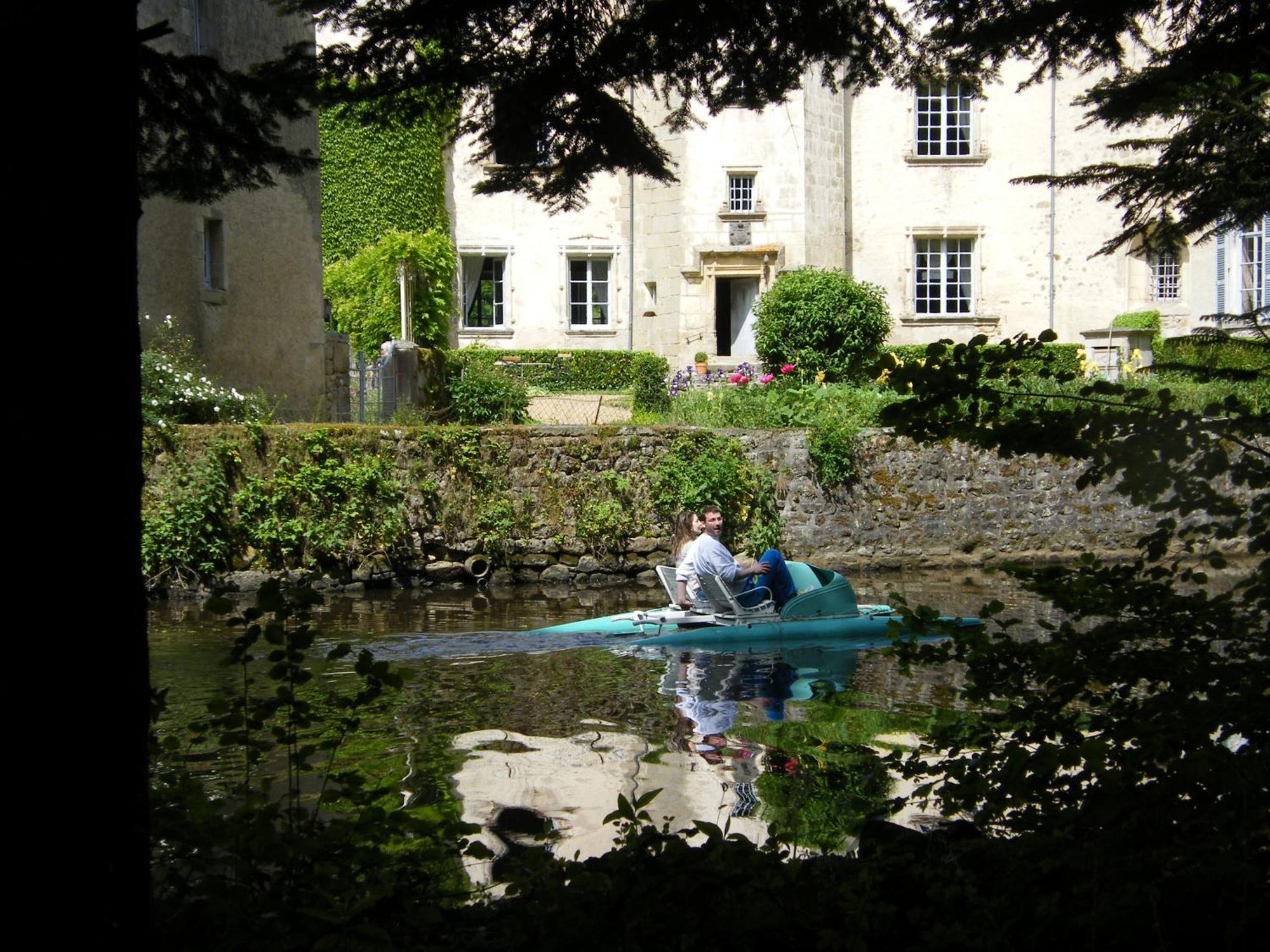 Château des Martinanches Saint-Dier-dʼAuvergne Exterior foto