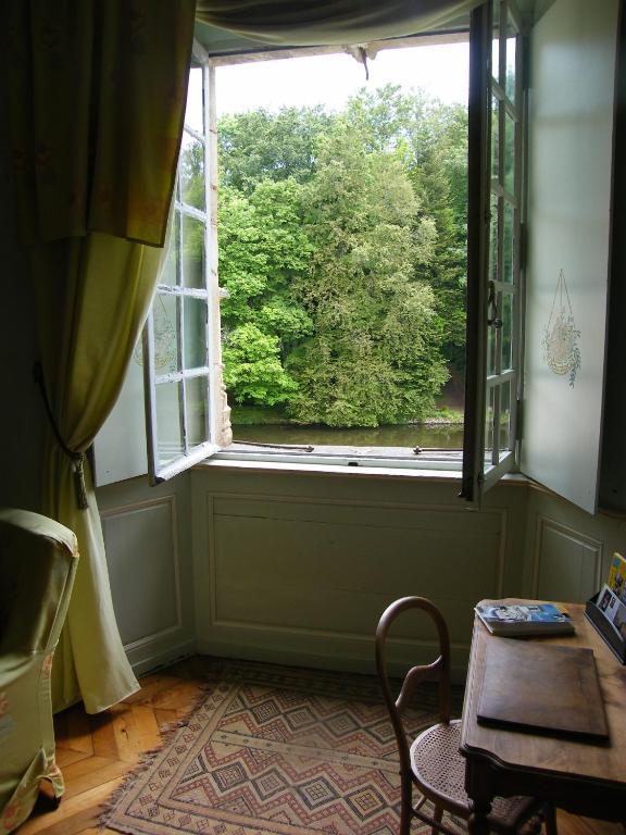 Château des Martinanches Saint-Dier-dʼAuvergne Quarto foto
